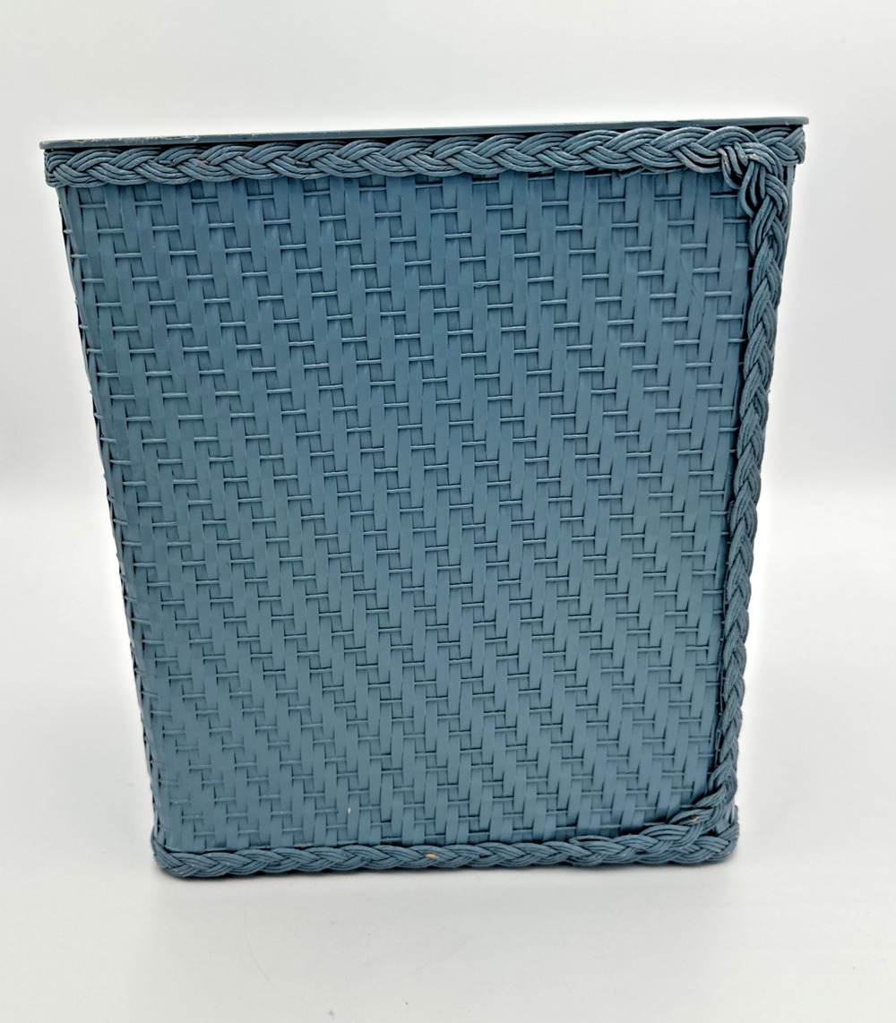Vintage Mervyns Light Blue Plastic Basket Weave USA